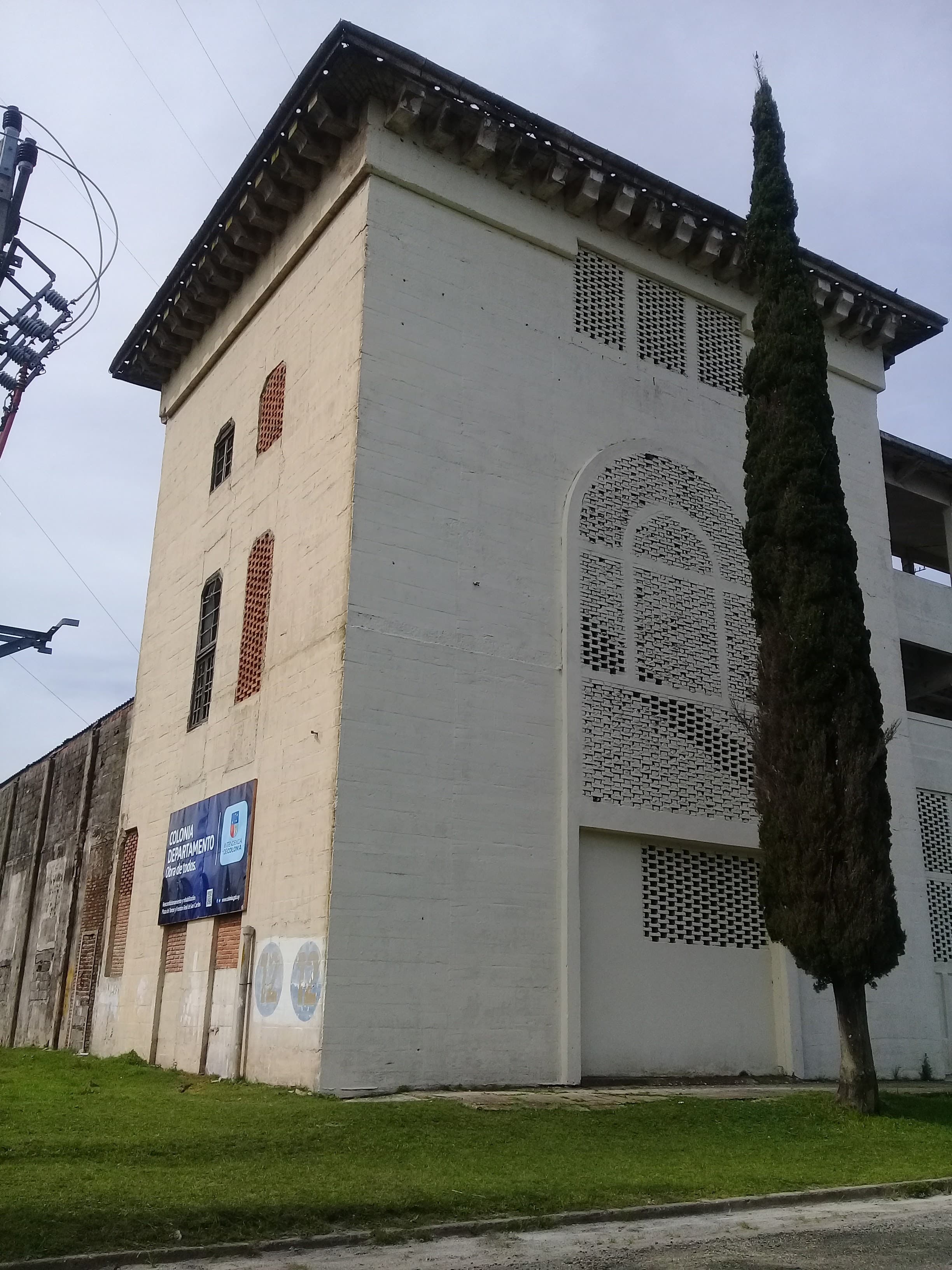Frontón Real de San Carlos