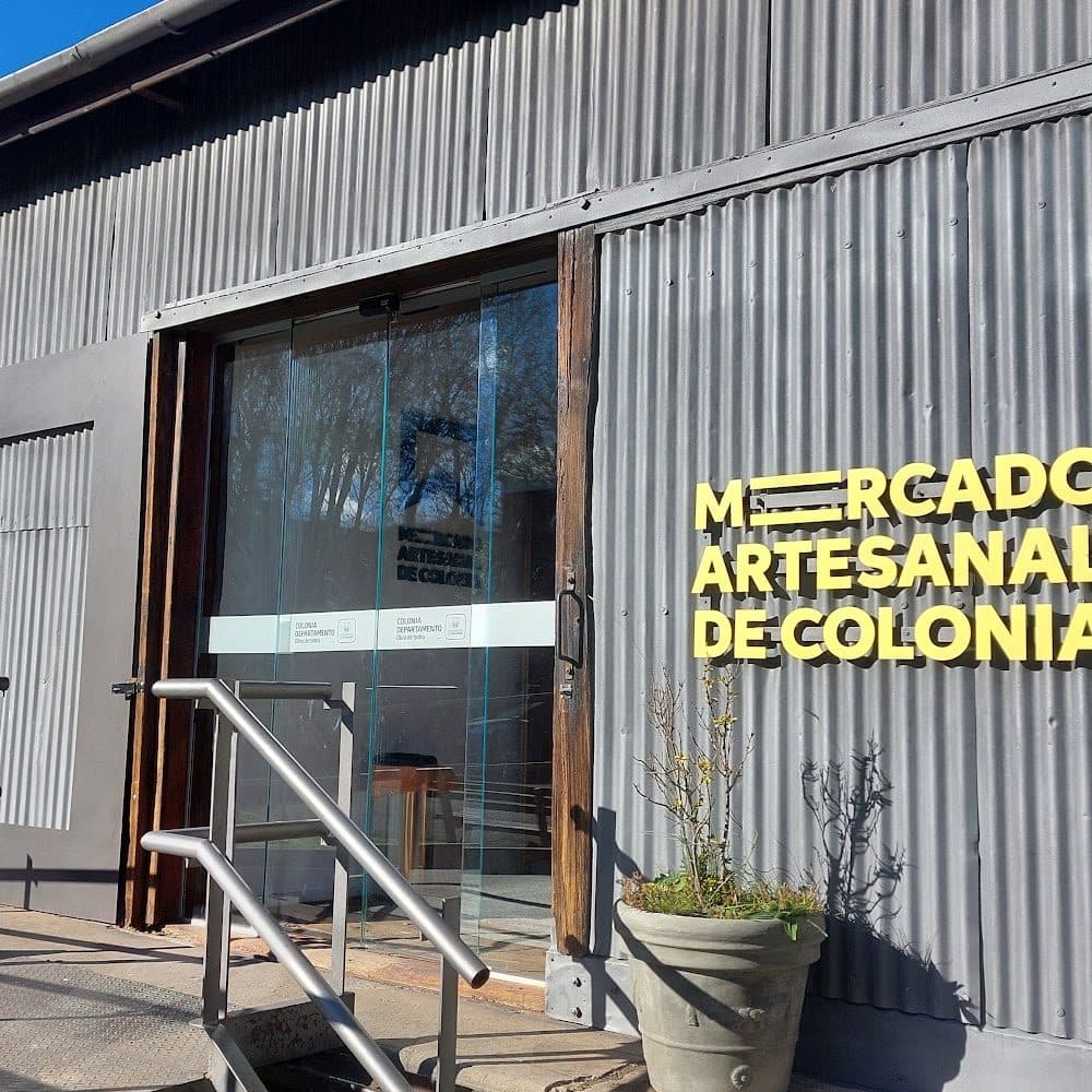 Mercado Artesanal de Colonia