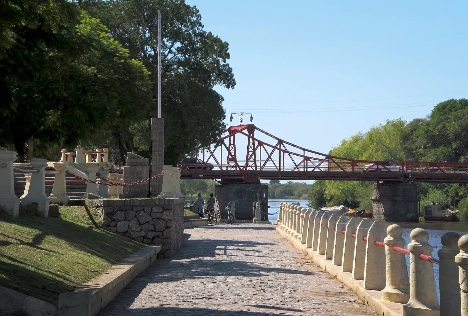 Puente Giratorio - Carmelo